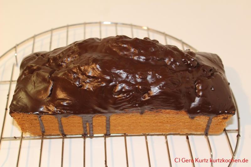 Backmischung Marmor Kuchen von Kathi - Kuchen mit fertigem Schokoladenüberzug
