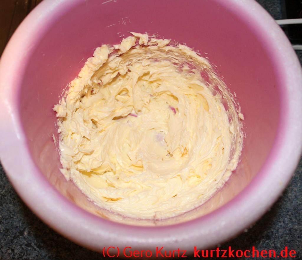 Grundrezept für Gugelhupf Kuchen nach Urgrossmutters Art - Cremig geschlagene Butter