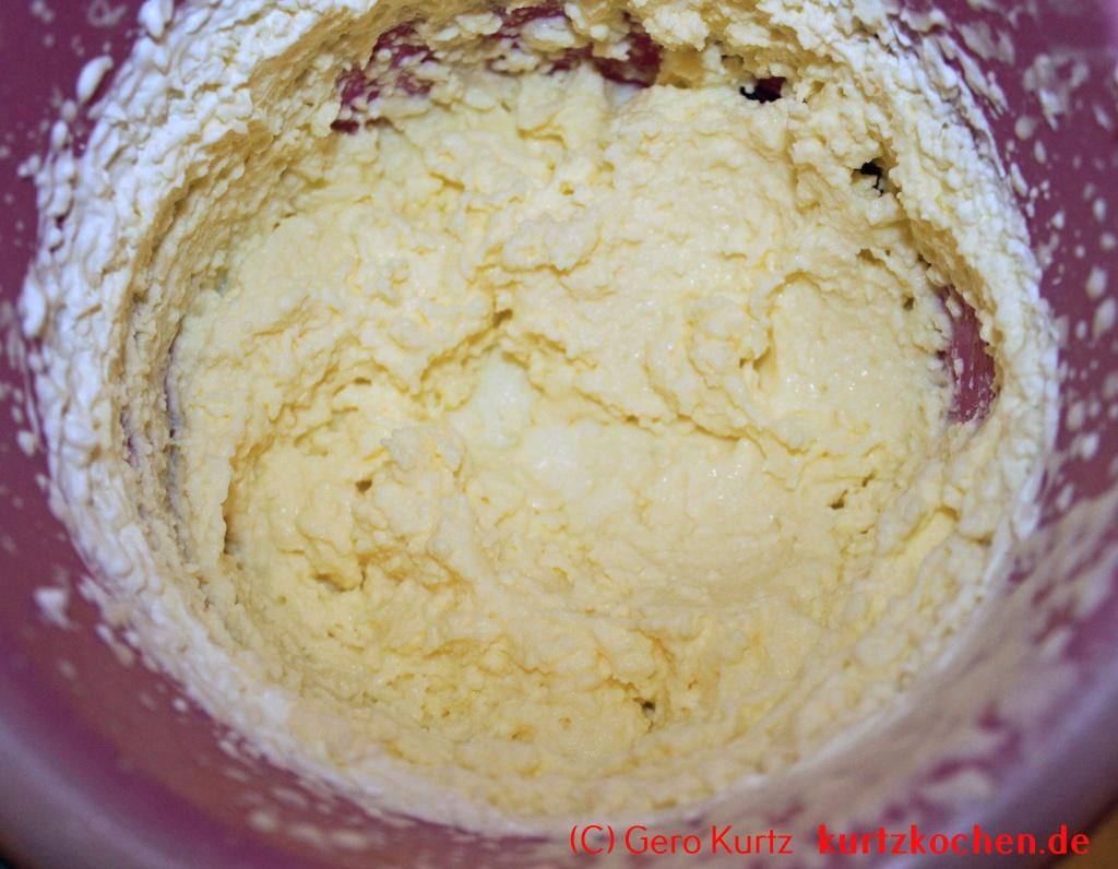 Butter selber machen - überschlagene Schlagsahne
