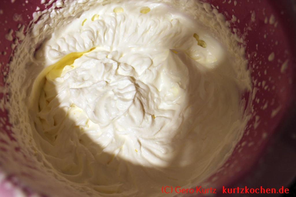 Butter selber machen - steife Schlagsahne